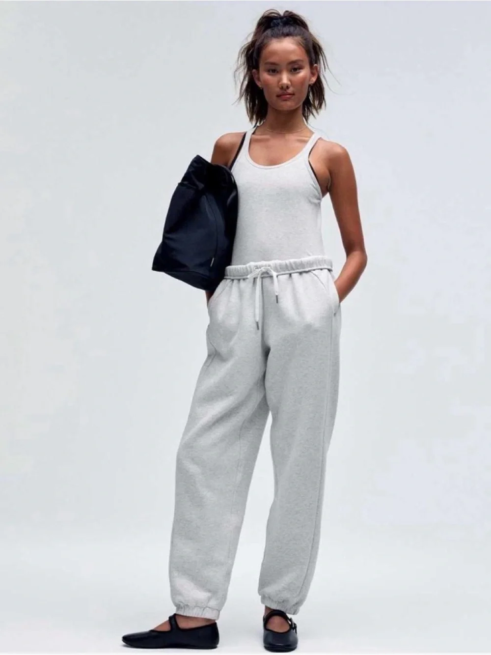 Scuba Mid-Rise Oversized Jogger *Regular Heathered Core Ultra Light Gray XS 4/6